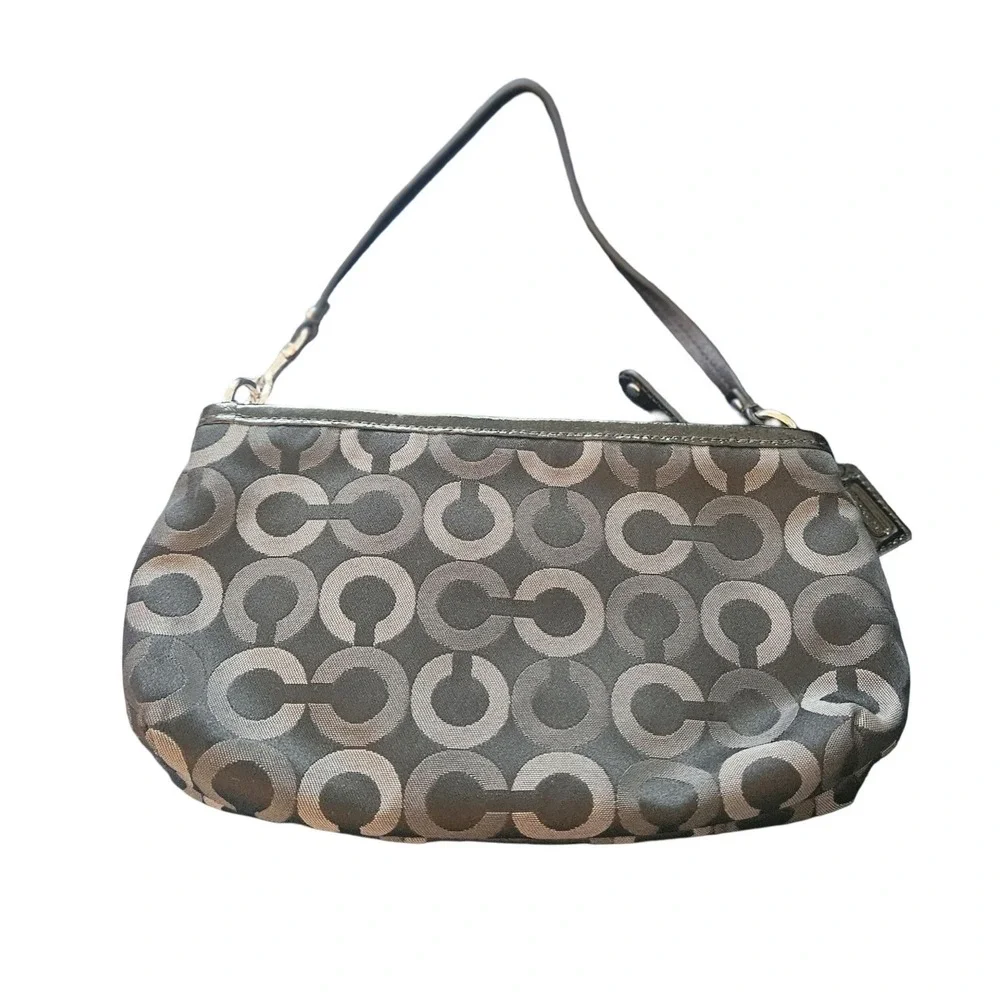Coach Signature C Pleated Wristlet Bag Black Gray Jacquard Patent Trim